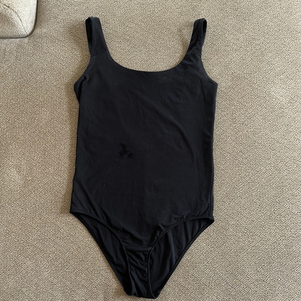 Everlane Scoopback Body Suit - Black, Size M